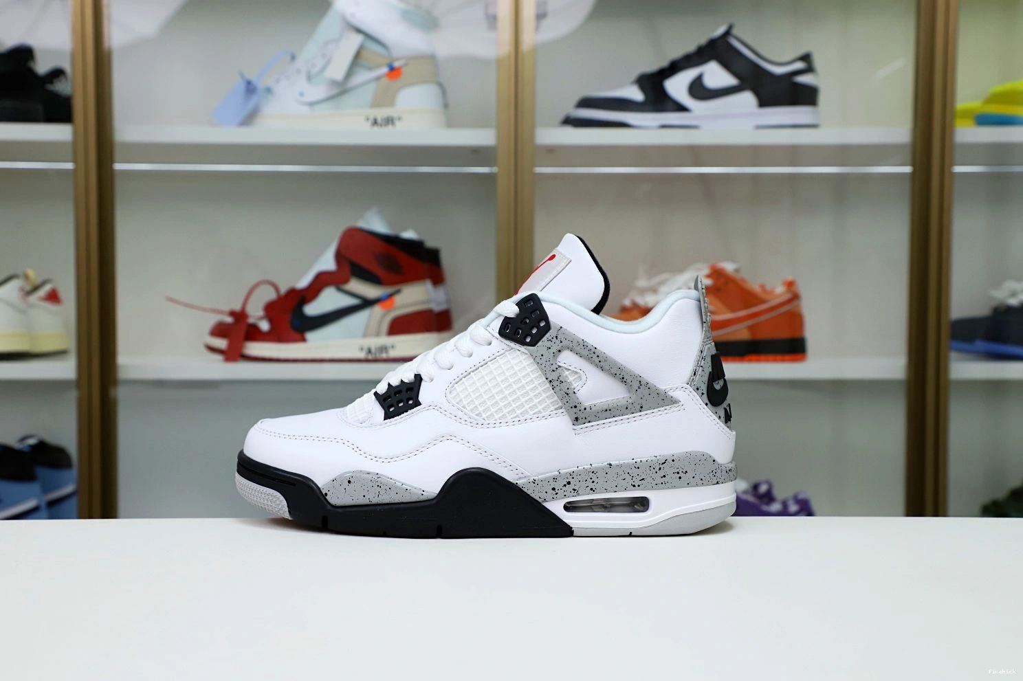 White Air Cement Retro 4 Jordan 0317